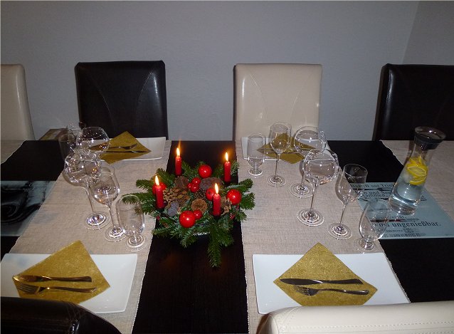 Weihnachtstisch.jpg