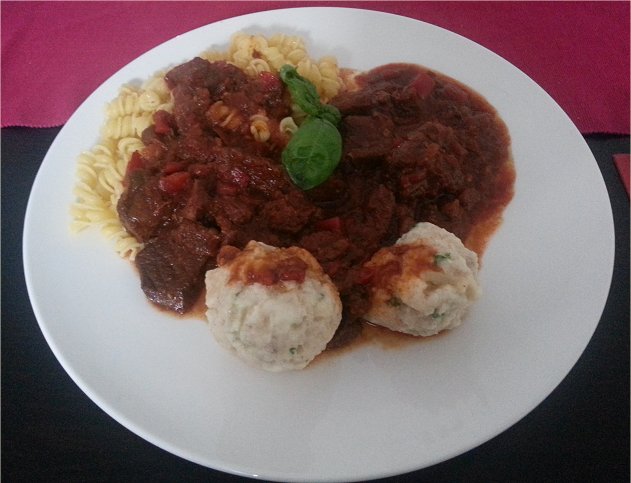 Gulasch.jpg
